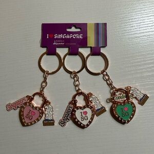 NWT Singapore keychain souvenirs
